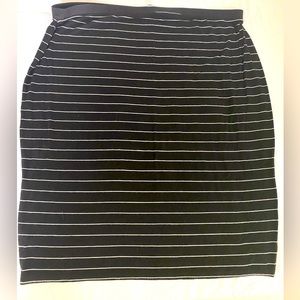 Old Navy knit jersey skirt